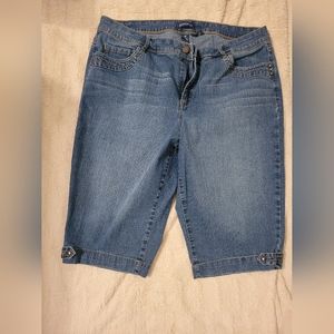 Bandolino shorts.
